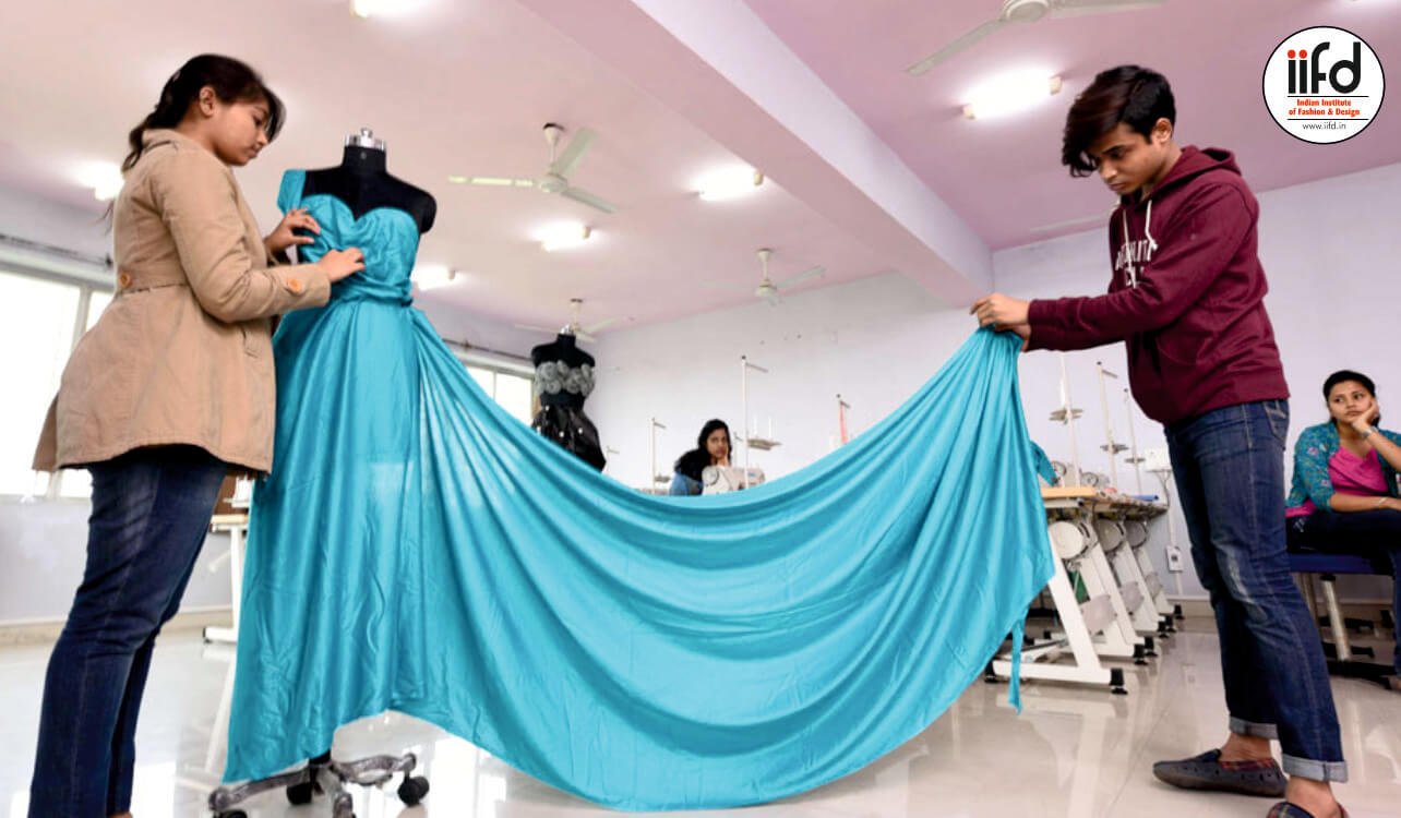 Fashion Designing Courses Singapore | Fashion School, Diploma & Degree in  Singapore